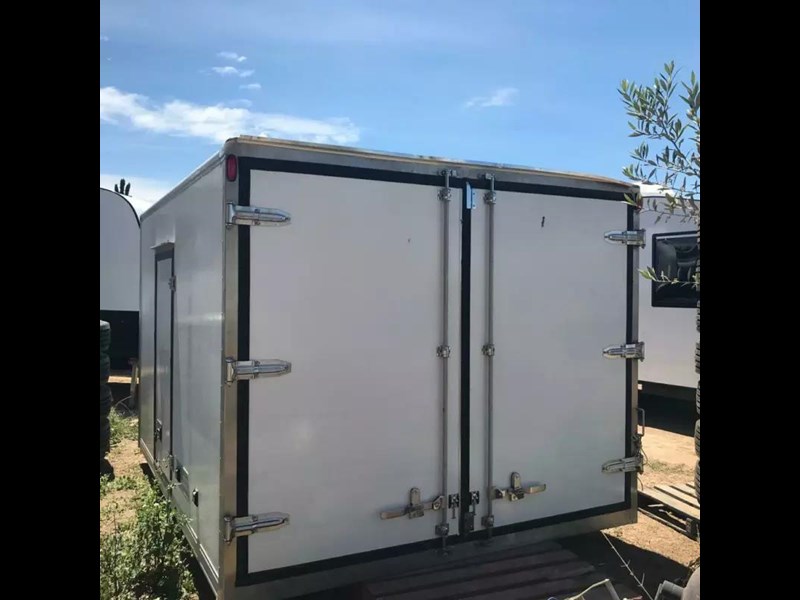 ldv v80 869730 007