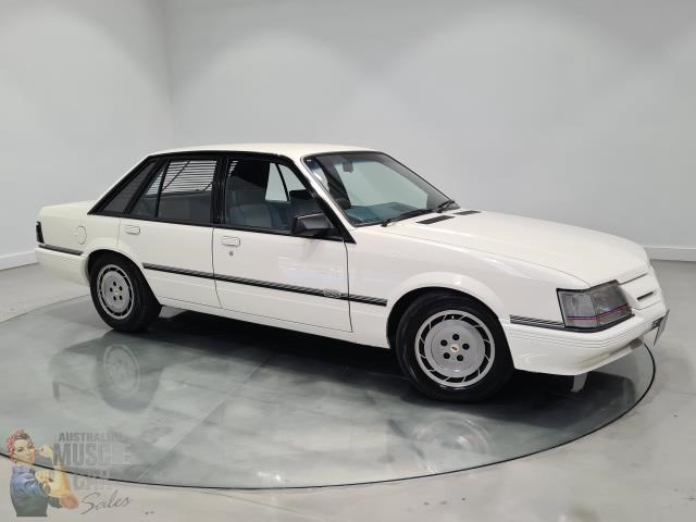 holden vk 869764 011