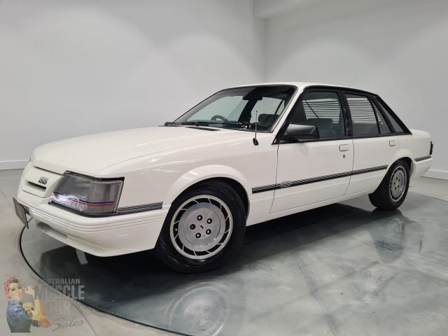 holden vk 869764 025