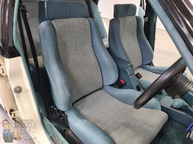 holden vk 869764 075
