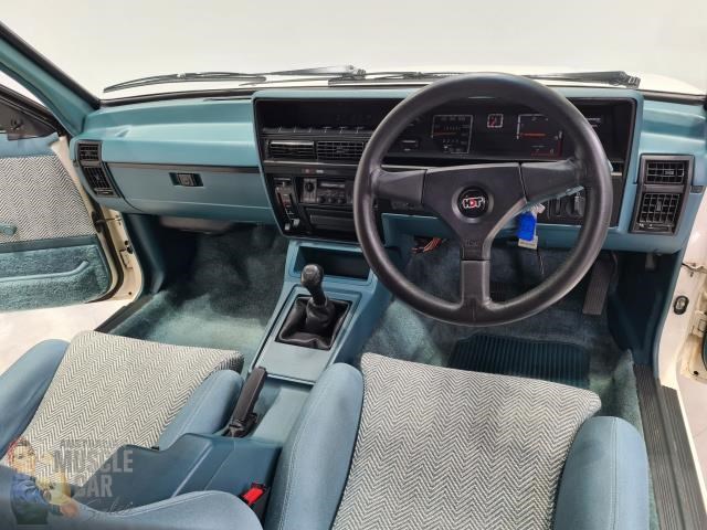 holden vk 869764 083