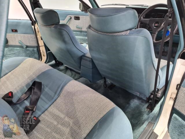 holden vk 869764 097