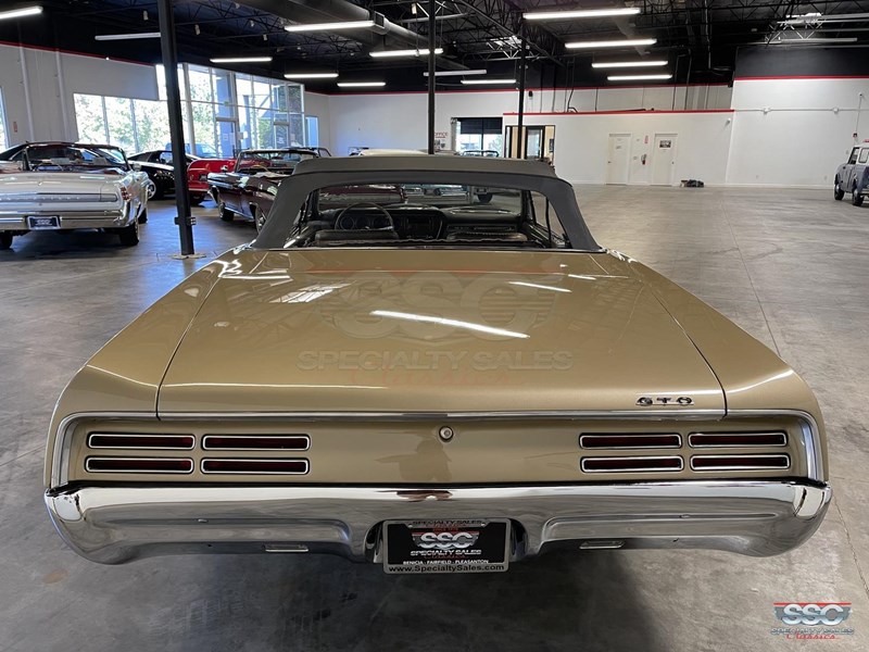pontiac gto 871258 083