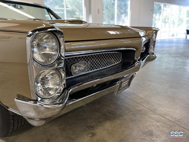 pontiac gto 871258 037