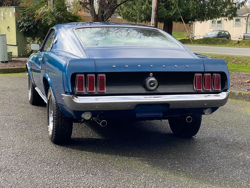 ford mustang 871389 011