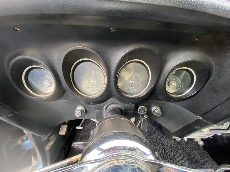 ford mustang 871389 035