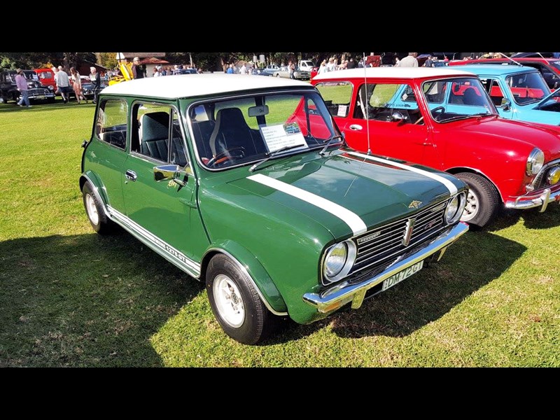 leyland mini 871607 001