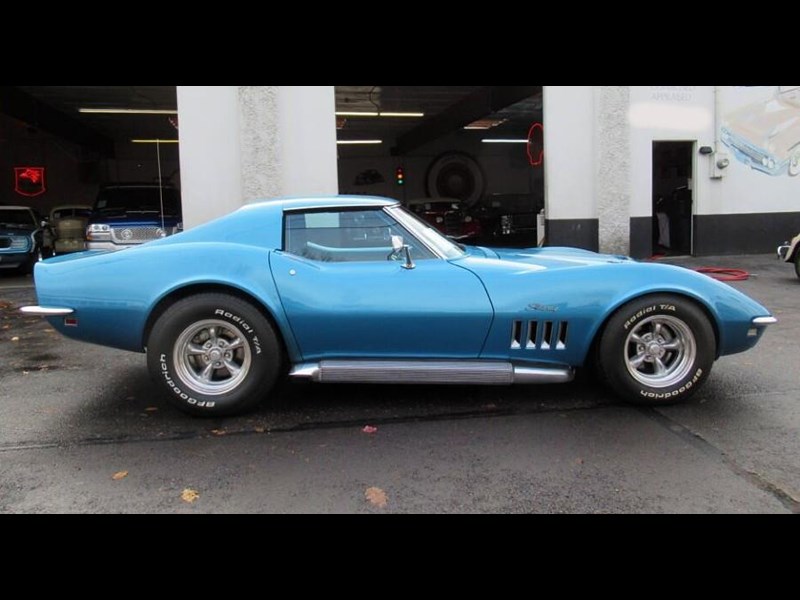 chevrolet corvette 871493 003