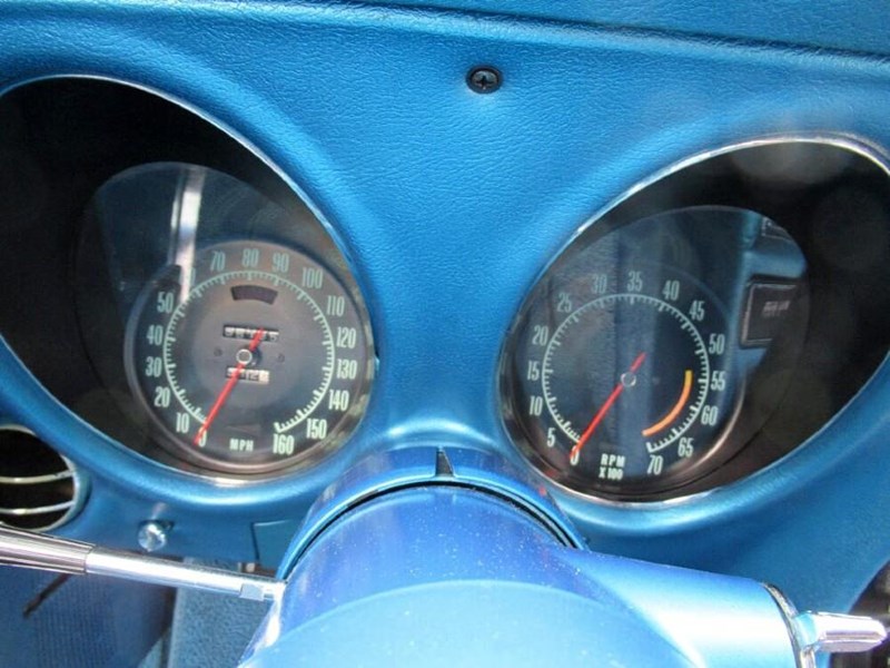 chevrolet corvette 871493 025