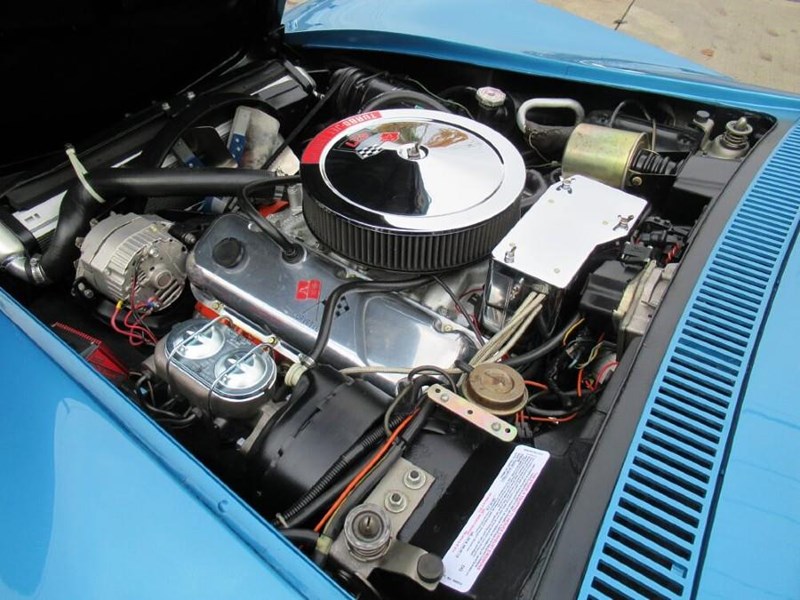 chevrolet corvette 871493 045