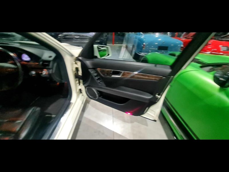 mercedes-benz c-class 871256 049