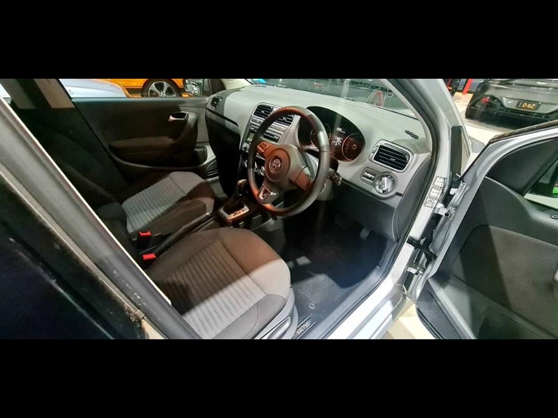 volkswagen polo 871563 031