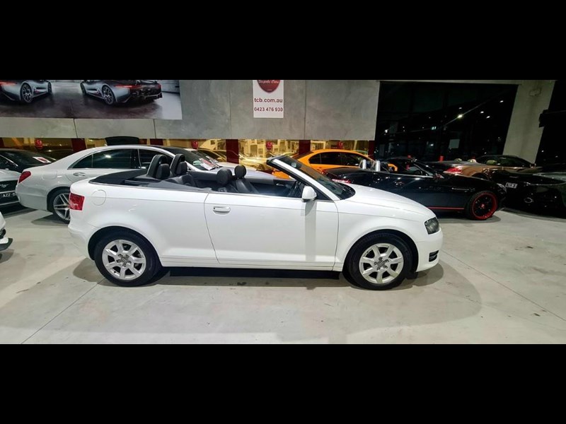 audi a3 871564 011