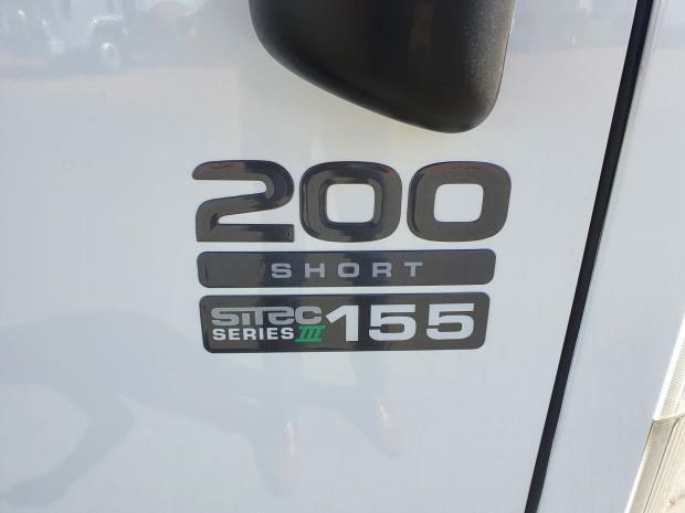 isuzu npr200 831796 005