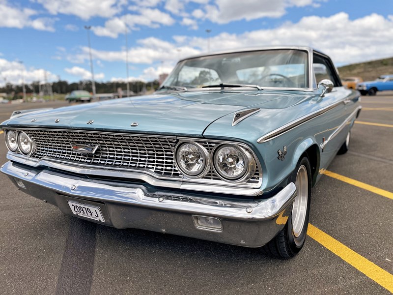 ford galaxie 500 xl 872067 013