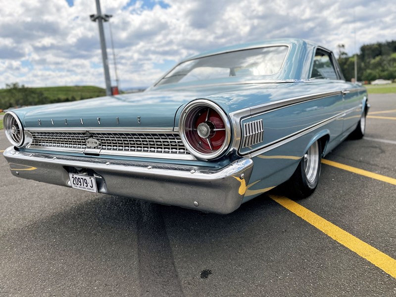 ford galaxie 500 xl 872067 005