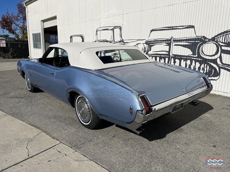 oldsmobile 442 871966 077