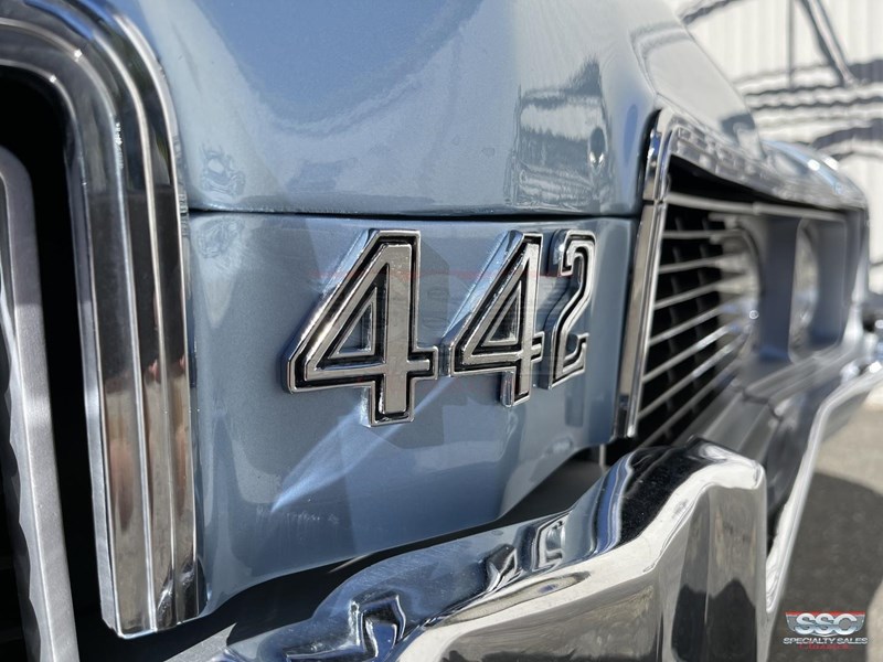 oldsmobile 442 871966 043