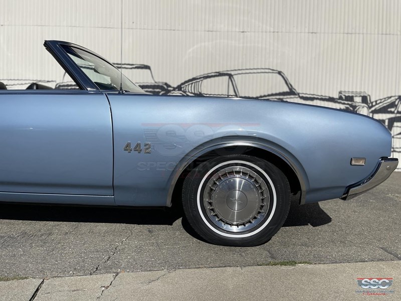 oldsmobile 442 871966 095