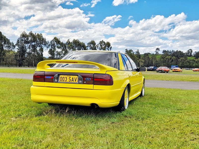 ford falcon 872057 009