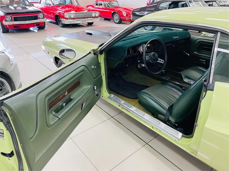 dodge challenger 872030 019