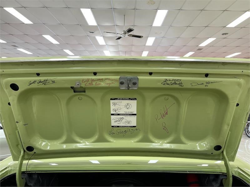 dodge challenger 872030 039