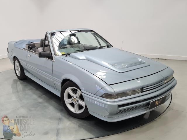 holden commodore 872147 003