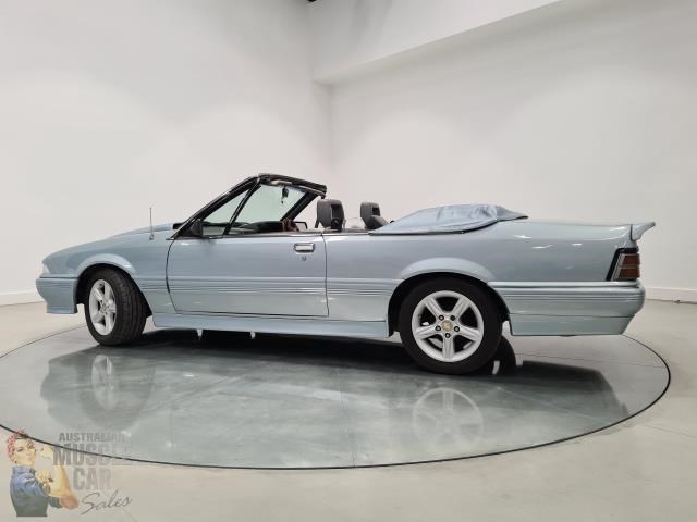 holden commodore 872147 027