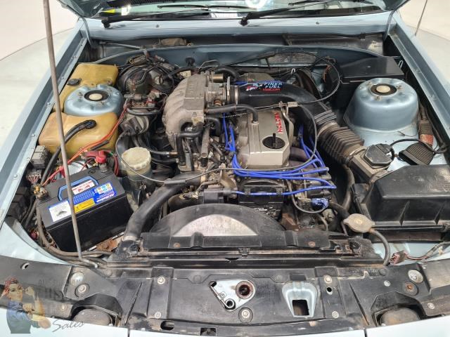 holden commodore 872147 085