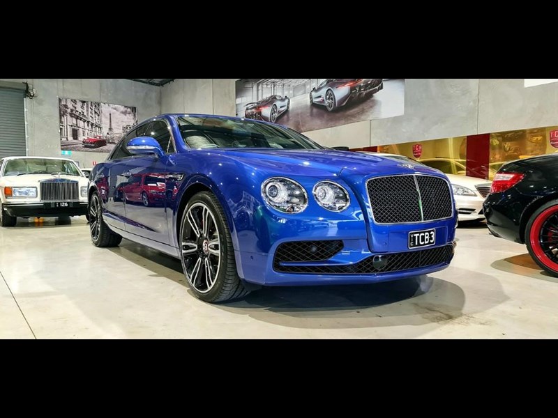 bentley flying spur 872148 003
