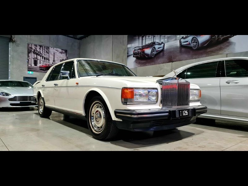 rolls-royce silver spirit 872149 001