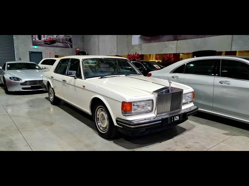 rolls-royce silver spirit 872149 003