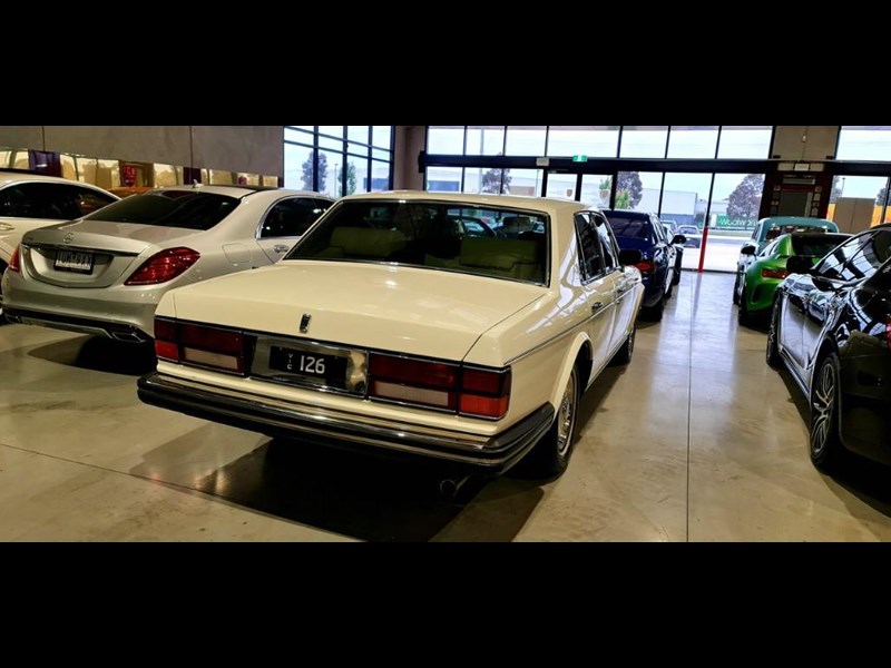 rolls-royce silver spirit 872149 019