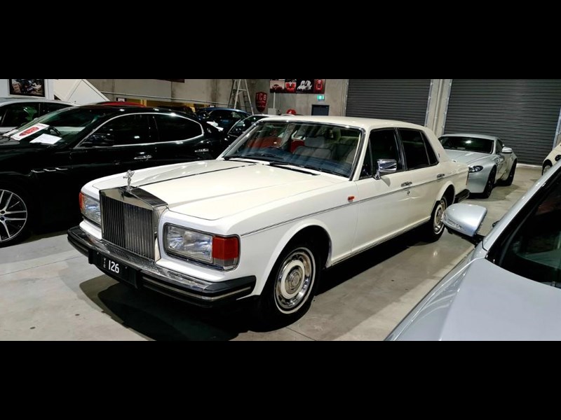 rolls-royce silver spirit 872149 033