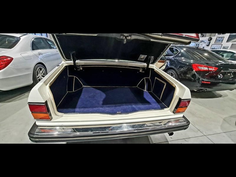 rolls-royce silver spirit 872149 055