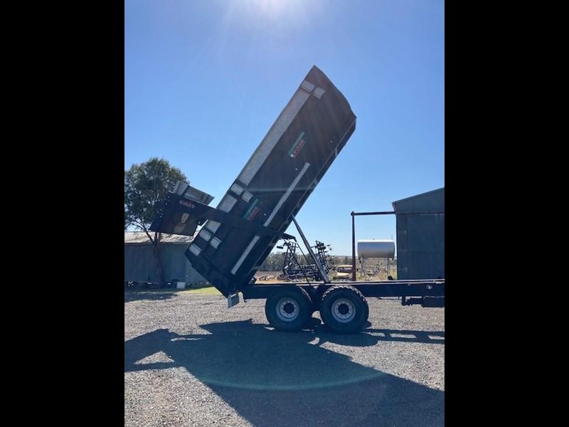 unknown vaia nl160s - 16t tipper 872180 003