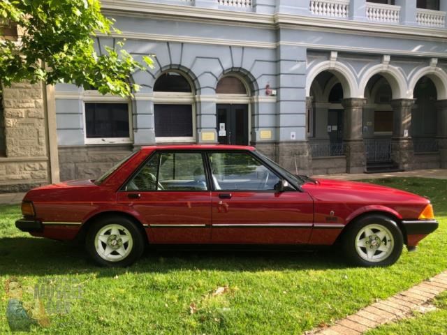 ford fairmont ghia 872306 007