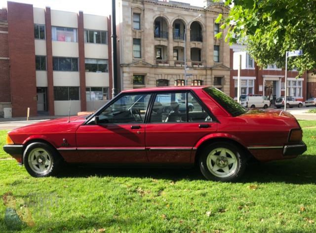 ford fairmont ghia 872306 021