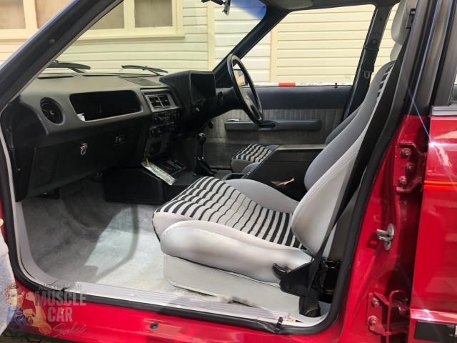 ford fairmont ghia 872306 067