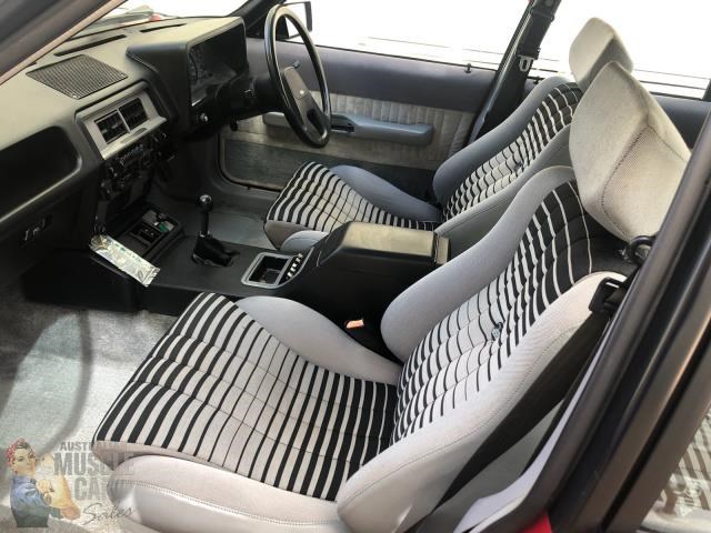 ford fairmont ghia 872306 069