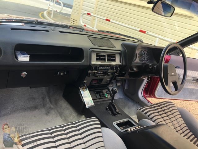 ford fairmont ghia 872306 071