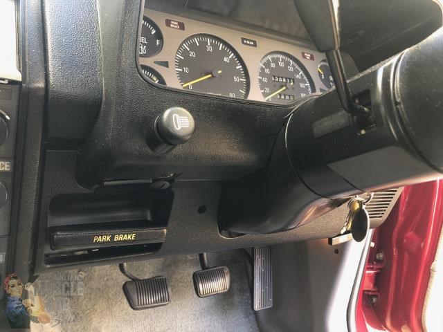 ford fairmont ghia 872306 079