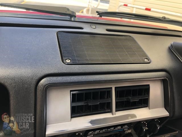 ford fairmont ghia 872306 085