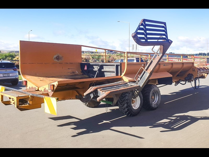 agmech 6 bale feeder 872452 005