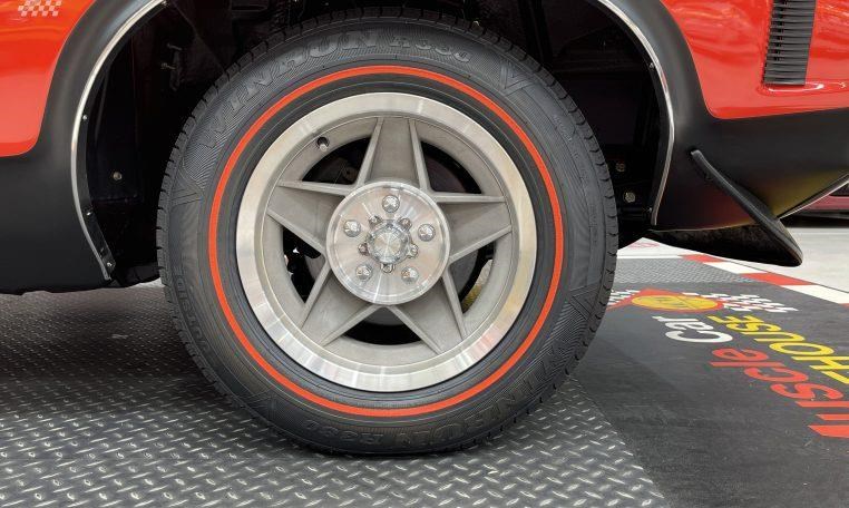 ford falcon 872820 043
