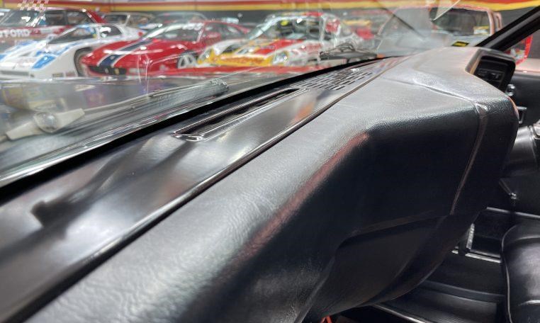 ford falcon 872820 081