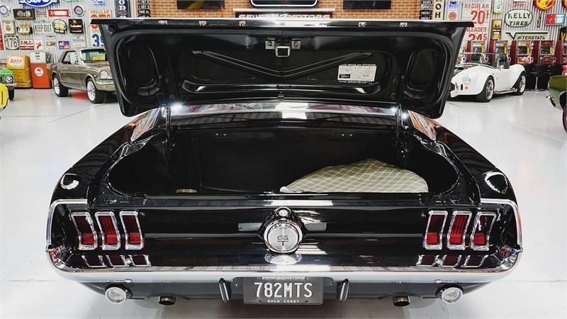 ford mustang 872855 011