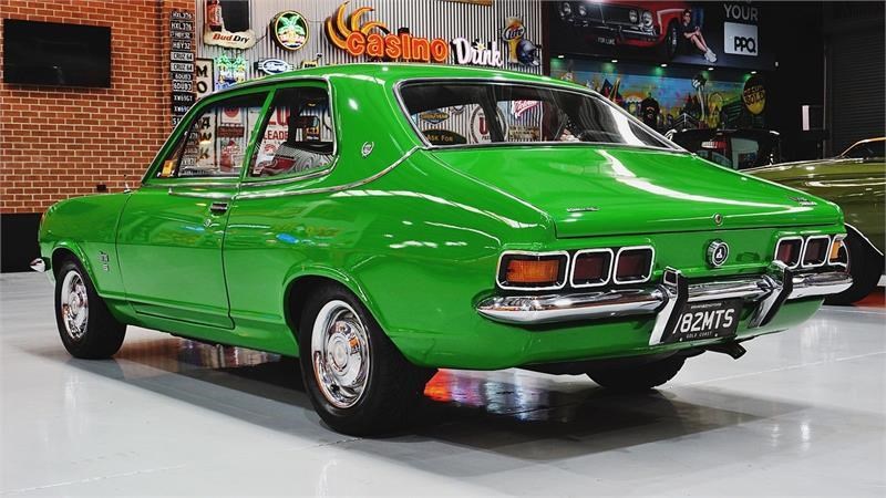 holden torana 872859 003