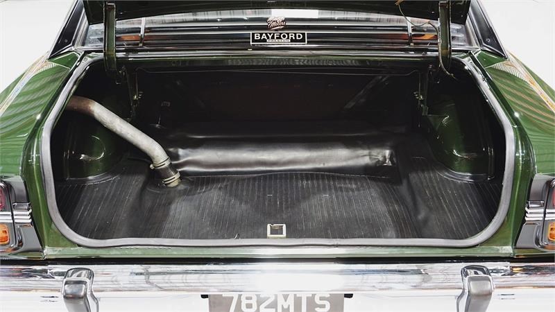 ford falcon 872863 011