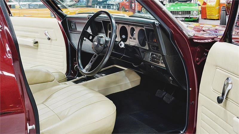 holden sandman 872871 005